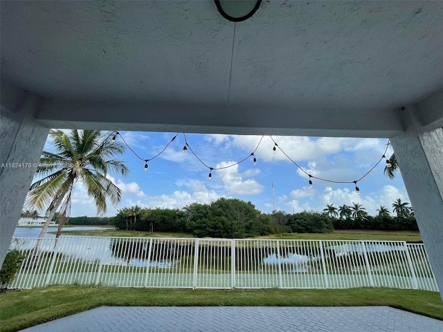 1087 Chenille Cir, Weston, FL 33327 - view of patio with a water view