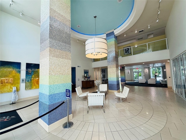 2001 Biscayne Blvd Unit 2402, Miami, FL 33137 - common area featuring a towering ceiling