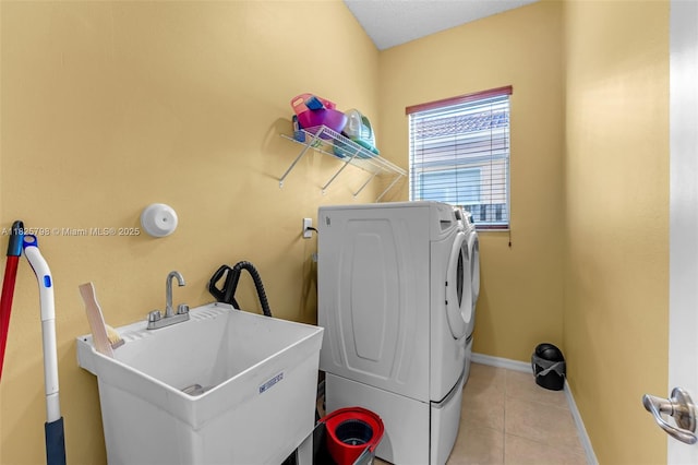 452 NE 20th Ter, Homestead, FL 33033 - washroom with separate washer and dryer and light tile patterned floors