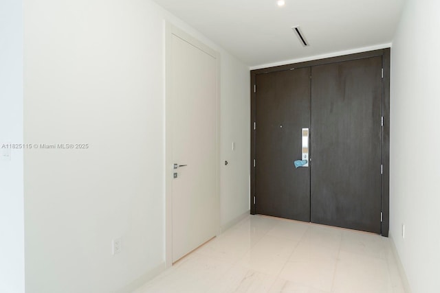 300 Biscayne Blvd Way Unit 3902, Miami, FL 33131 - unfurnished bedroom featuring baseboards and a closet