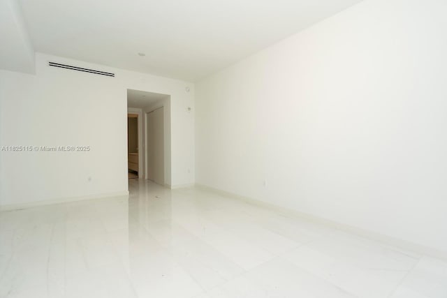 300 Biscayne Blvd Way Unit 3902, Miami, FL 33131 - empty room featuring baseboards