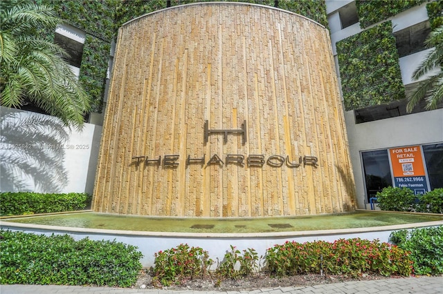 16385 Biscayne Blvd Unit 1918, North Miami Beach, FL 33160 - photo 1