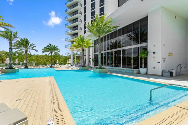 16385 Biscayne Blvd Unit 1918, North Miami Beach, FL 33160 - photo 52