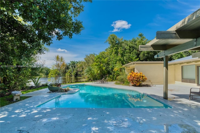 2691 SW 110th Way, Davie, FL 33328 - swimming pool with a patio area