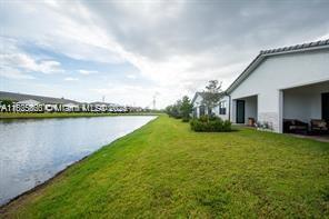 7637 S Sblue Spring Dr Unit 7637, Parkland, FL 33067 - photo 8