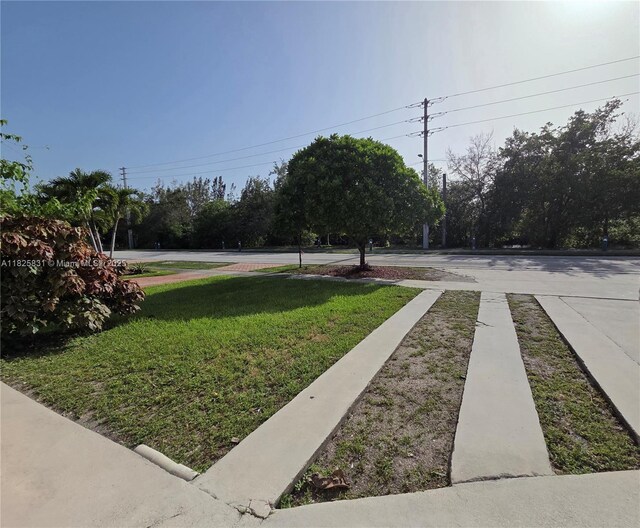 25 Ludlam Dr, Miami Springs, FL 33166 - photo 5