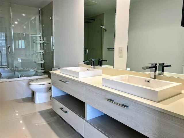 45 SW 9th St Unit 3602, Miami, FL 33130 - bathroom featuring double vanity, tile patterned flooring, and enclosed tub / shower combo