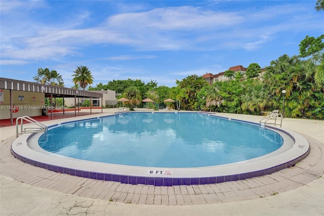 7100 NW 17th St Unit 402, Plantation, FL 33313 - view of community pool