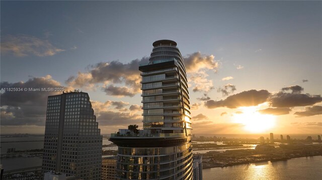 300 Biscayne Blvd Way Unit 2607, Miami, FL 33131 - view of city featuring a large body of water