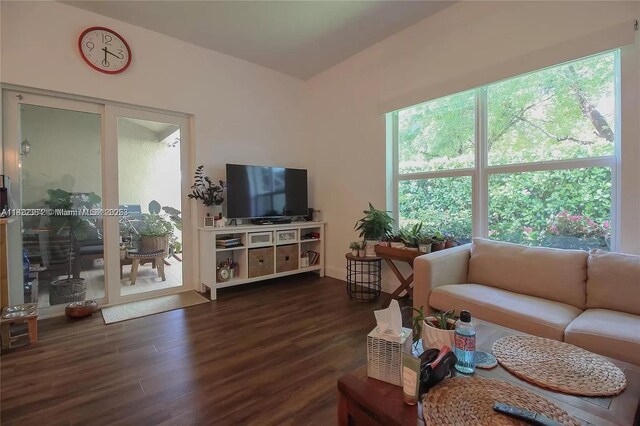 12056 NW 56th St, Coral Springs, FL 33076 - photo 9