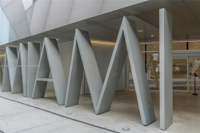 3301 NE 1st Ave Unit H2104, Miami, FL 33137 - view of staircase