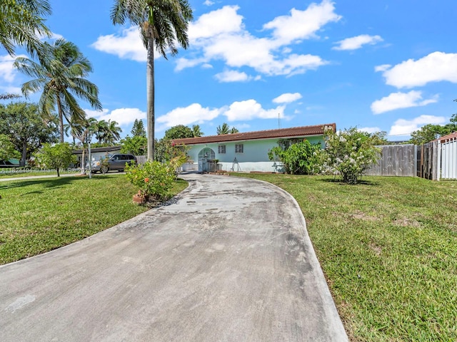 17430 SW 92nd Ct, Palmetto Bay, FL 33157 - view of front of property featuring asphalt driveway