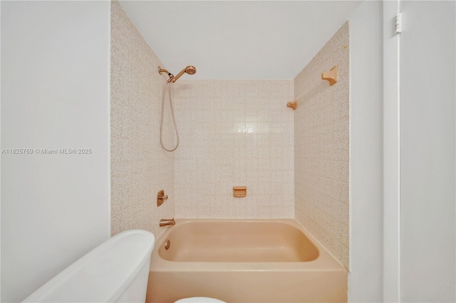 7830 Dickens Ave Unit 504, Miami Beach, FL 33141 - full bath with toilet and shower / washtub combination