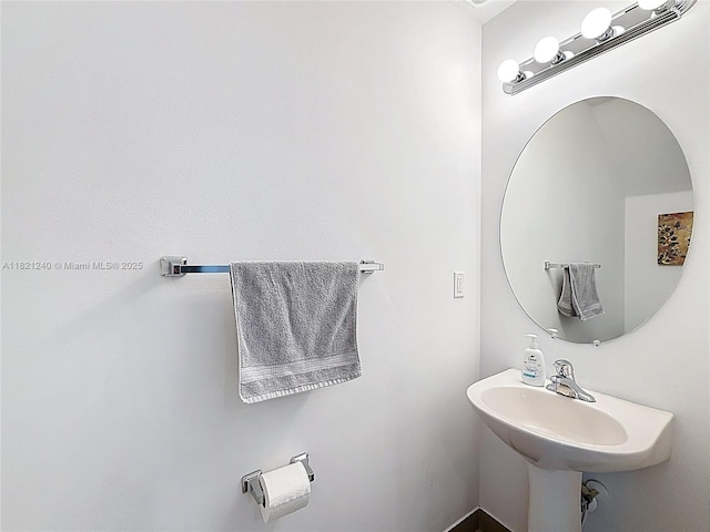 1214 SW 147th Ter, Pembroke Pines, FL 33027 - view of bathroom