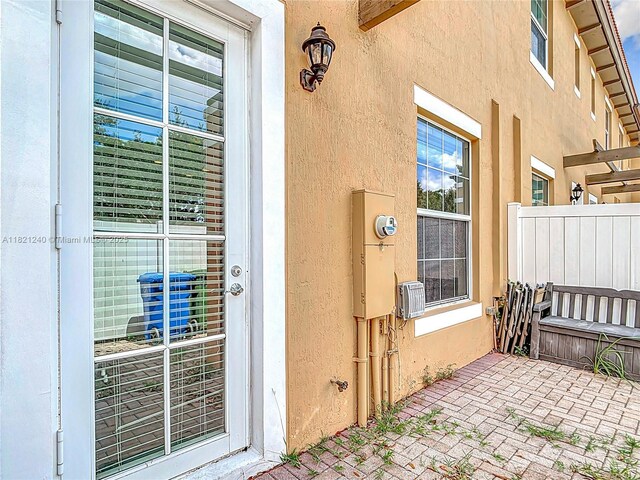 1214 SW 147th Ter, Pembroke Pines, FL 33027 - entrance to property with stucco siding