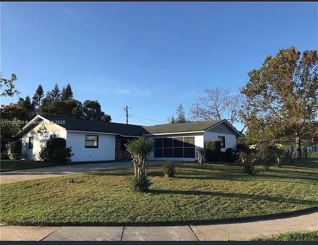 996 Grayson Dr, Orlando, FL 32825 - photo 1