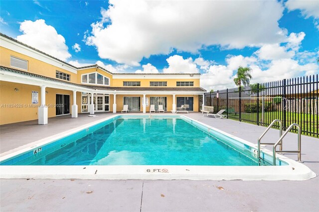 806 NE 214th Ln Unit 806-03, Miami, FL 33179 - community pool featuring a patio area