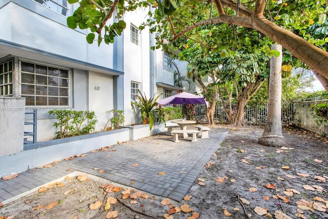 631 Euclid Ave Unit 8, Miami Beach, FL 33139 - view of patio