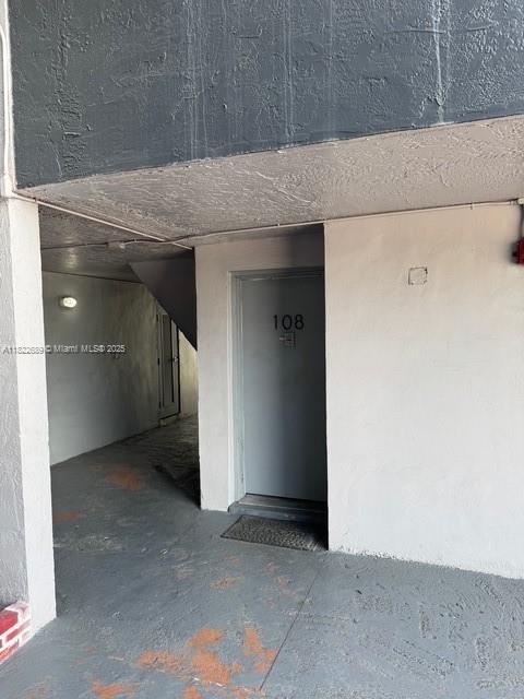 8841 W Flagler St Unit 108, Miami, FL 33174 - property entrance