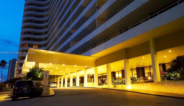 5555 Collins Ave Unit 7N, Miami Beach, FL 33140 - view of property