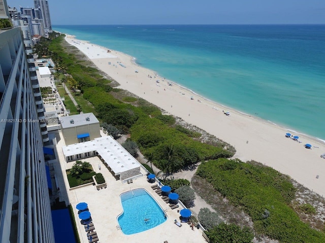 5555 Collins Ave Unit 7N, Miami Beach, FL 33140 - drone / aerial view of extended coastline and a pool area