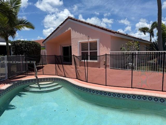 7964 La Rose Ct, Lake Worth, FL 33467 - view of pool