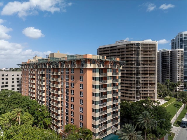 2951 S Bayshore Dr Unit 717, Miami, FL 33133 - view of apartment building / complex featuring a city view