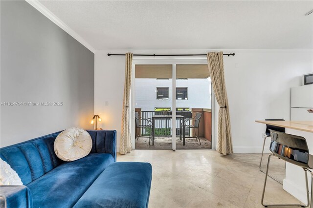 2951 S Bayshore Dr Unit 717, Miami, FL 33133 - living room with crown molding and baseboards