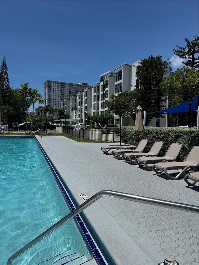 17620 Atlantic Blvd Unit 105, Sunny Isles Beach, FL 33160 - photo 2