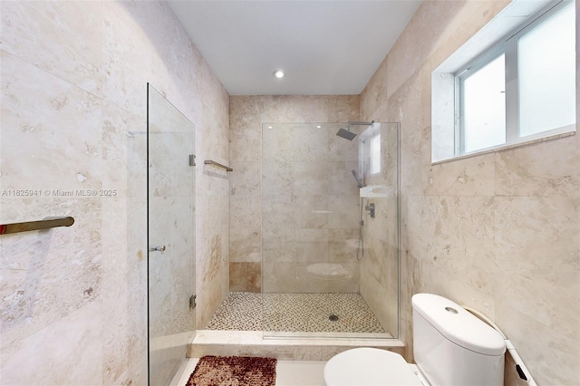17490 SW 70th Pl, Southwest Ranches, FL 33331 - bathroom featuring toilet and a tile shower
