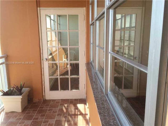 2025 NE 164th St Unit 901, North Miami Beach, FL 33162 - view of exterior entry