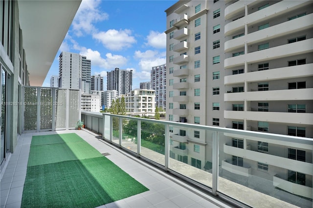 1111 SW 1st Ave Unit 721-N, Miami, FL 33130 - balcony with a city view
