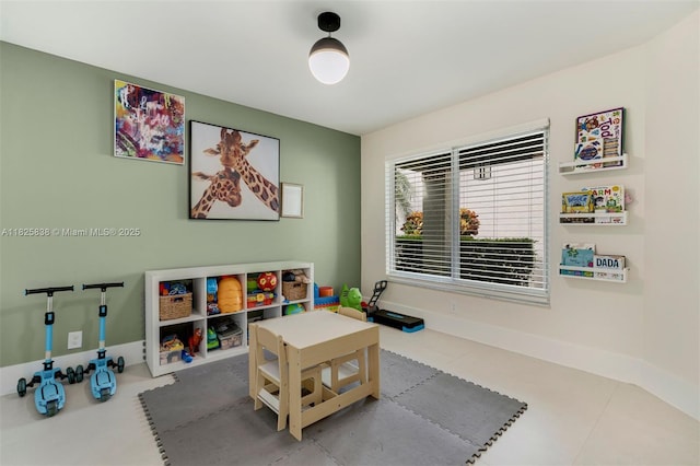 9248 Magnolia Ct, Davie, FL 33328 - rec room with baseboards