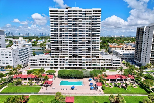 2555 Collins Ave Unit 606, Miami Beach, FL 33140 - view of property with a city view