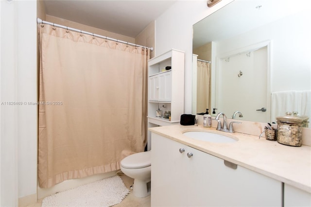60 SW 13th St Unit 3805, Miami, FL 33130 - full bath featuring vanity and a shower with curtain