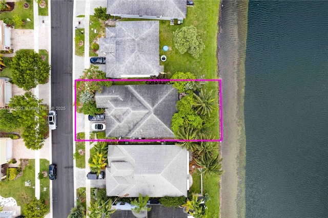 3457 NE 2nd St, Homestead, FL 33033 - aerial view of property's location featuring property parcel outlined and a large body of water