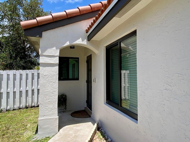 17673 SW 19th St, Miramar, FL 33029 - entrance to property featuring stucco siding