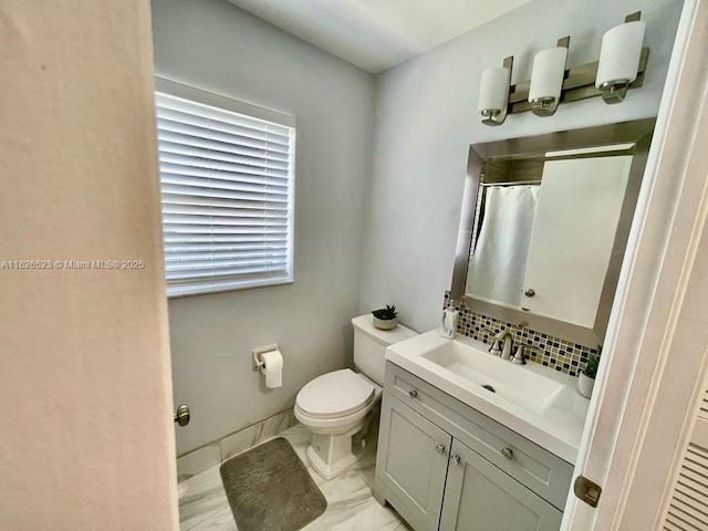 17673 SW 19th St, Miramar, FL 33029 - full bath featuring vanity, marble finish floors, a shower with curtain, and decorative backsplash