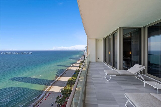 17901 Collins Ave Unit 3003, Sunny Isles Beach, FL 33160 - photo 2