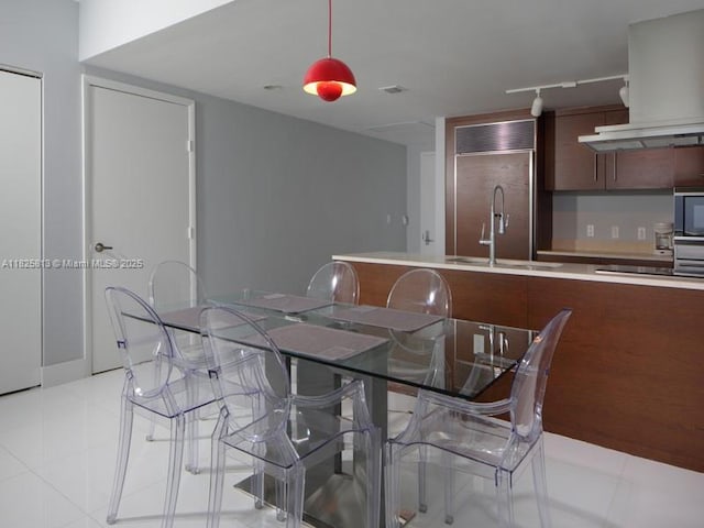 495 Brickell Ave Unit 4205, Miami, FL 33131 - dining room featuring light tile patterned floors