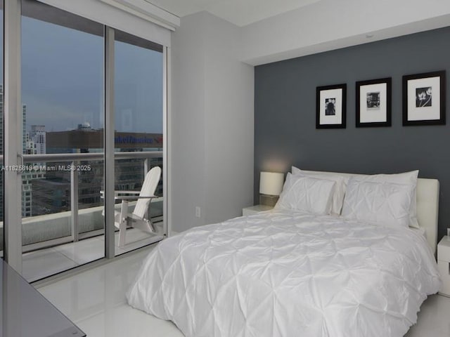 495 Brickell Ave Unit 4205, Miami, FL 33131 - bedroom featuring a city view