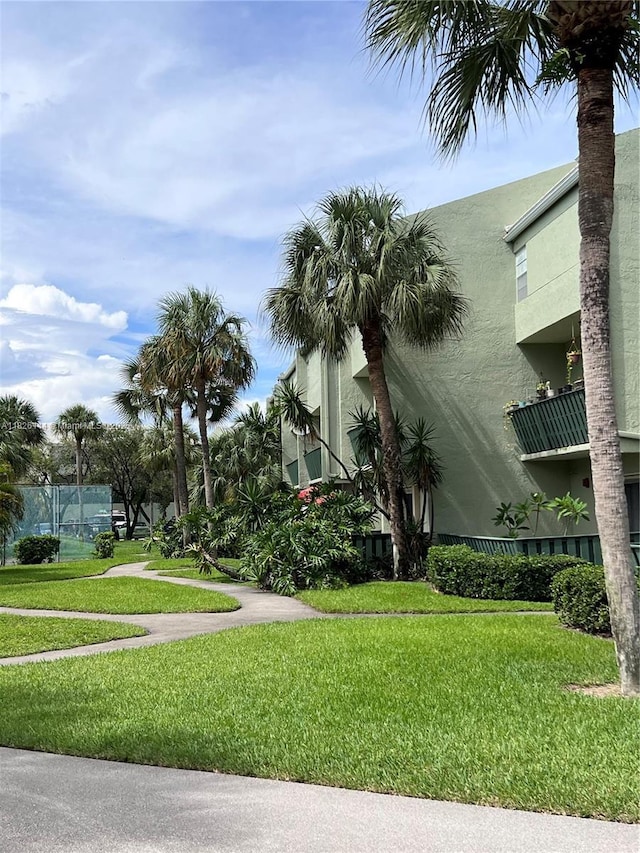 8917 NW 28th Dr Unit C-51, Coral Springs, FL 33065 - view of home's community featuring a yard