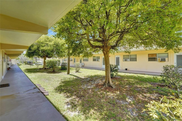 2106 NE 56th Ct Unit 108, Fort Lauderdale, FL 33308 - view of grassy yard