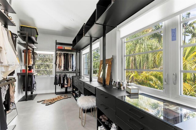 600 NE 55th Ter, Miami, FL 33137 - view of walk in closet