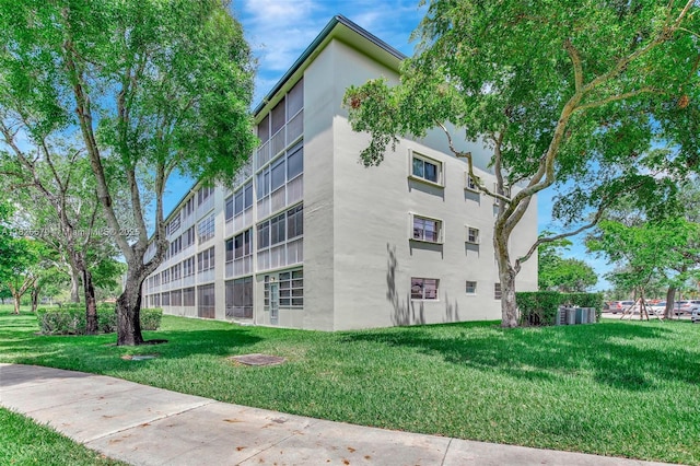 13355 SW 9th Ct Unit 413H, Pembroke Pines, FL 33027 - view of building exterior