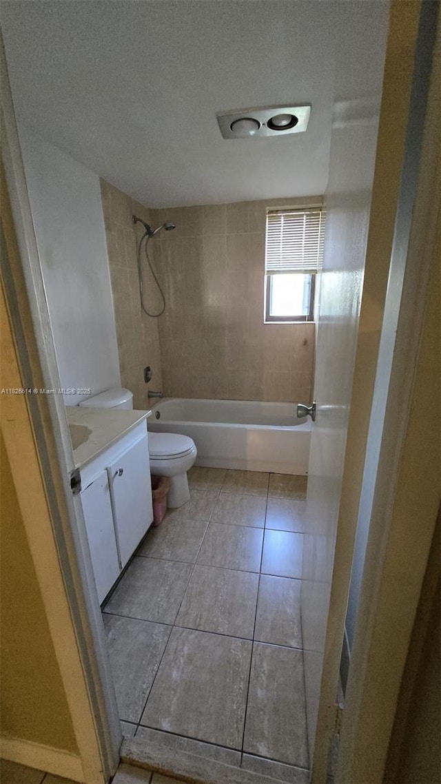 20441 NE 30th Ave Unit 114-9, Aventura, FL 33180 - bathroom with vanity and washtub / shower combination