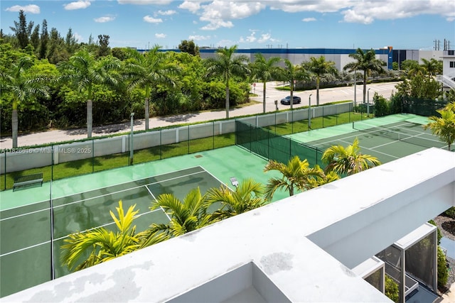 10260 NW 63rd Ter Unit 208, Doral, FL 33178 - view of tennis court