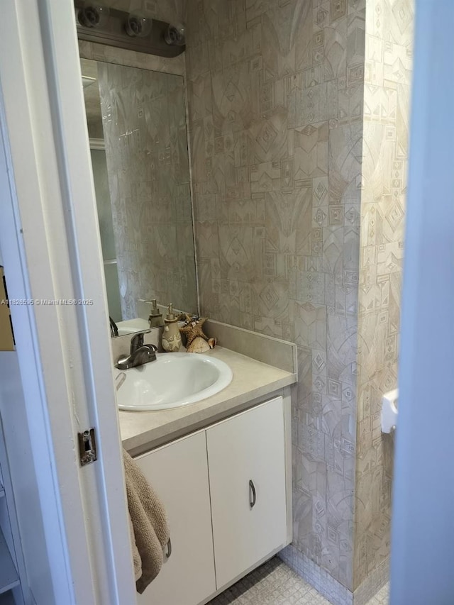 13791 Flora Pl Unit B, Delray Beach, FL 33484 - bathroom with vanity
