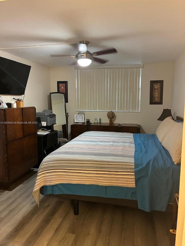 1100 Colony Point Cir Unit 504, Pembroke Pines, FL 33026 - bedroom featuring wood finished floors and ceiling fan