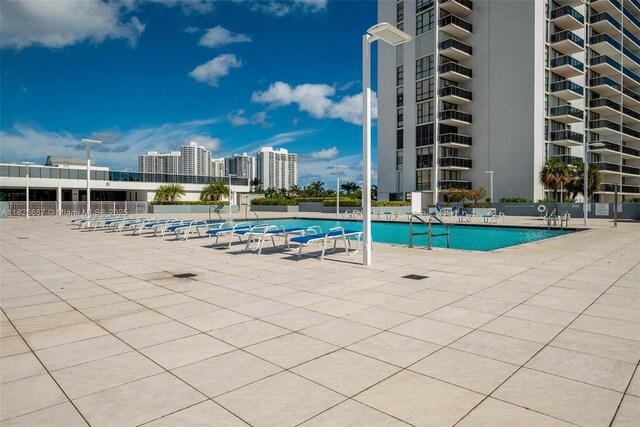 3675 N Country Club Dr Unit 1906, Aventura, FL 33180 - photo 40